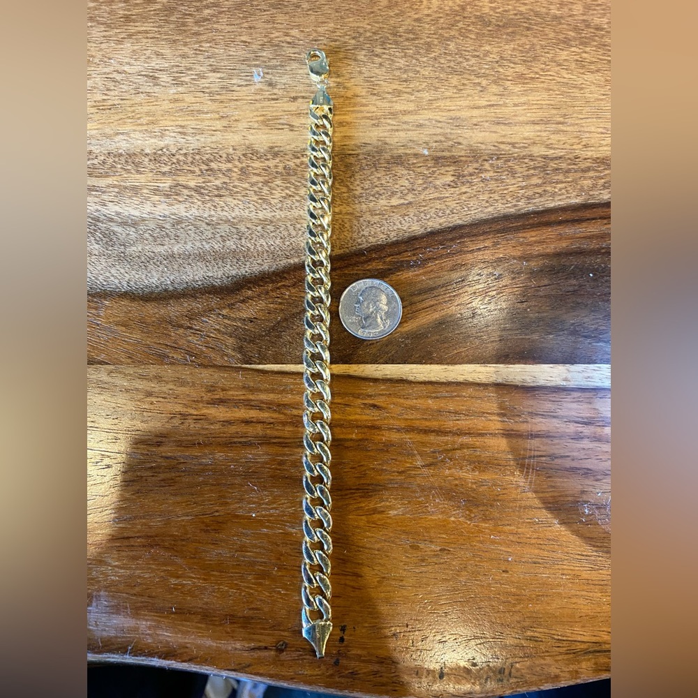 10kt curb link bracelet solid gold 20.37 grams 9 inches